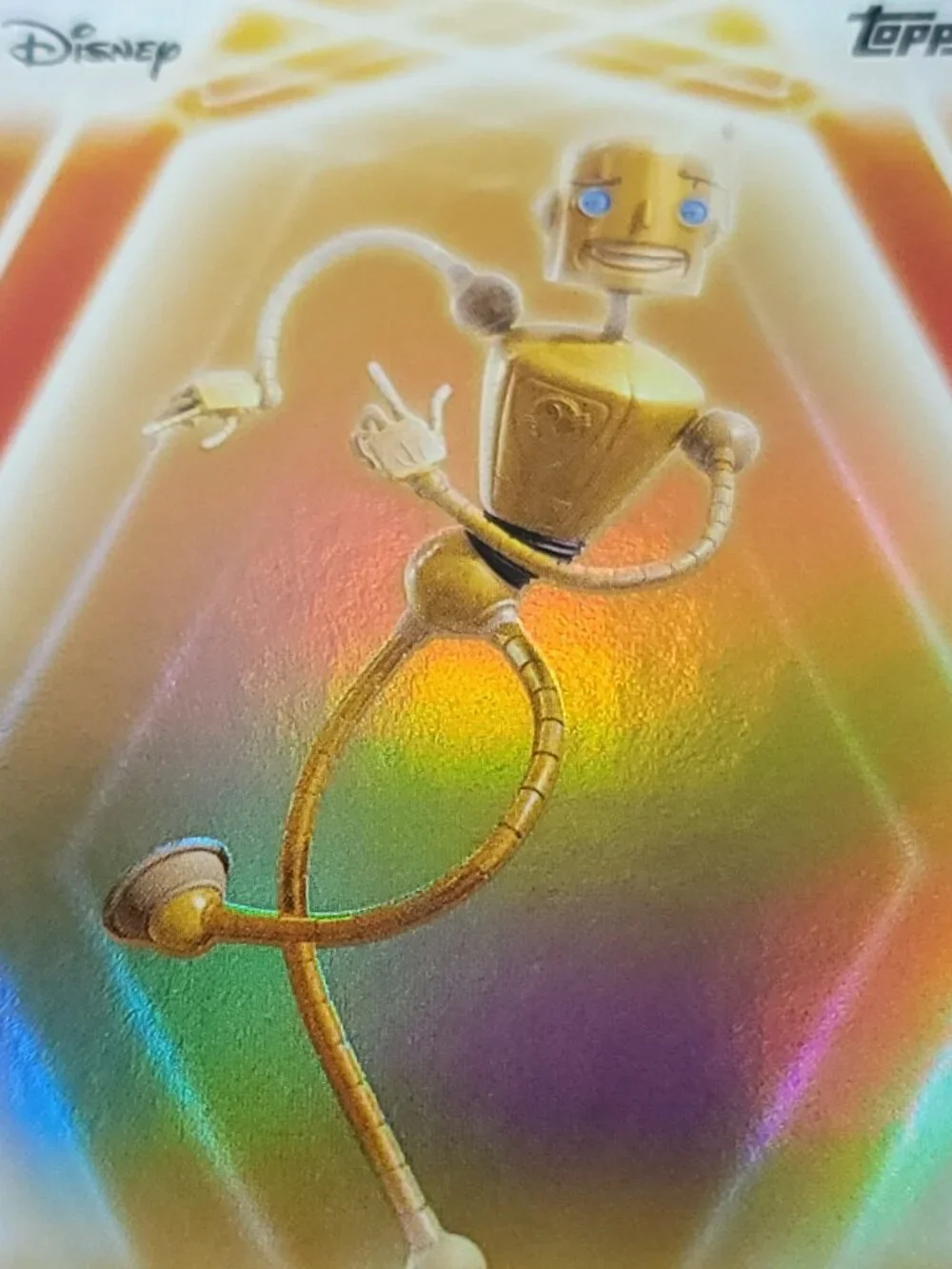 Carl The Robot Topps 2026 Disney Neon Gold Holo Parallel Limited 03/50 - Picture 3 of 4